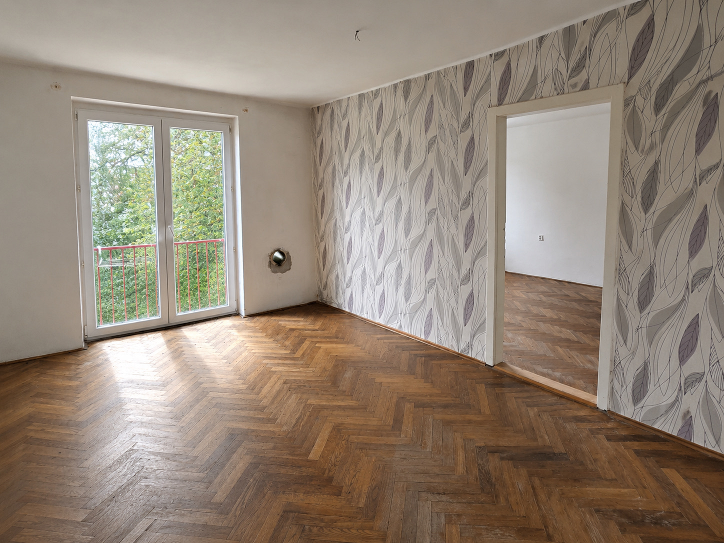 Wohnungsinneres vor der Sanierung